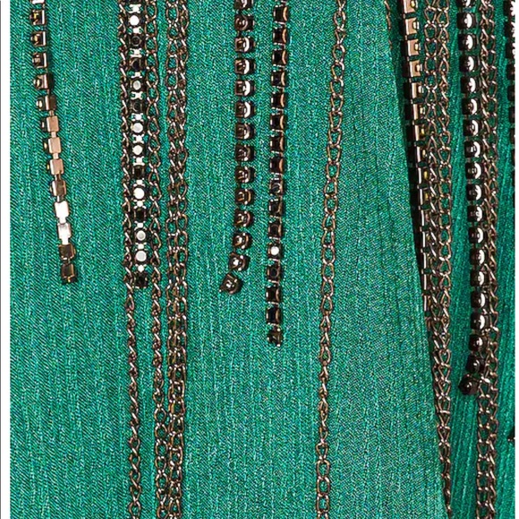 Bronx and Banco Emerald Carmen Gown - Picture 6 of 9